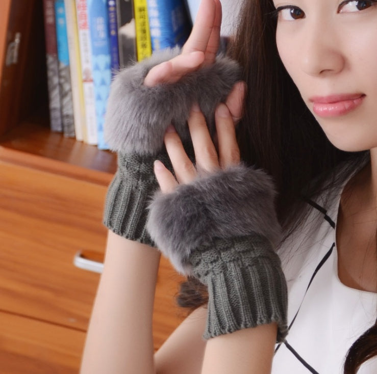 Plushie (Gloves)