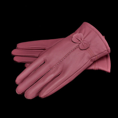 Present (Gloves)